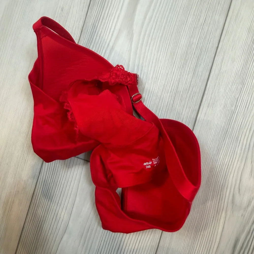 Aerie Real‎ Sunnie Wireless Bra Red Lace Racerback 34B Floral Back Detail